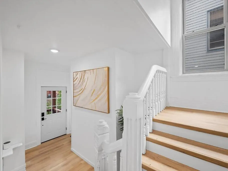 Shadyside, Central !4 Stylish And Central Studio With Free Parking Pittsburgh 0*,